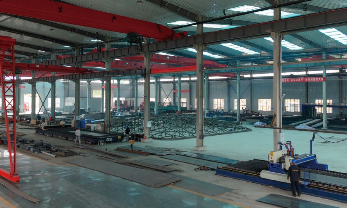 信橋鋼結(jié)構(gòu)：20000W激光切割機(jī)等大型設(shè)備彰顯實(shí)力！(圖2)